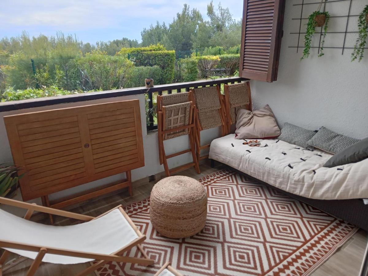 Superbe Appartement Piscine, Tennis, Vue Mer Et Decore Avec Gout Cassis Exterior foto